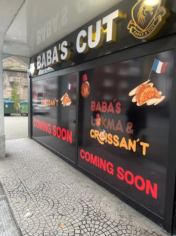 Schaufenster mit vollflächig bedruckter Folie: Baba's Lokma & Croissant, Coming soon